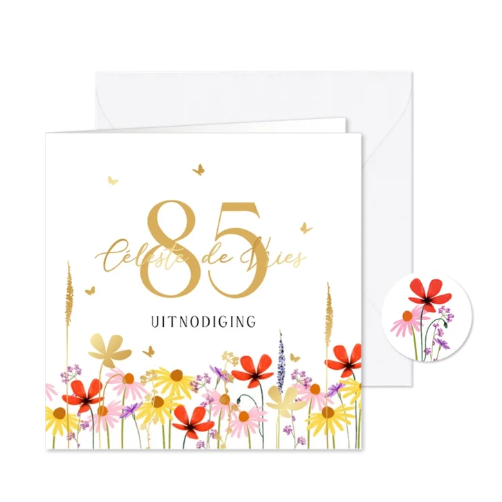 Uitnodigingskaart verjaardag 80 veldbloemen goud vlinders