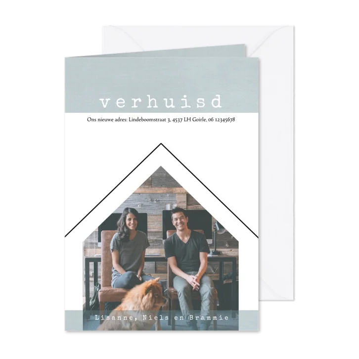 Verhuiskaart, modern en eenvoudig met foto in vorm van huis