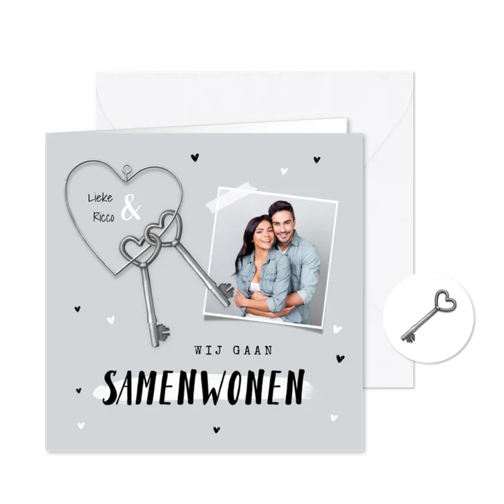 Verhuiskaart wij gaan samenwonen sleutels hartjes foto
