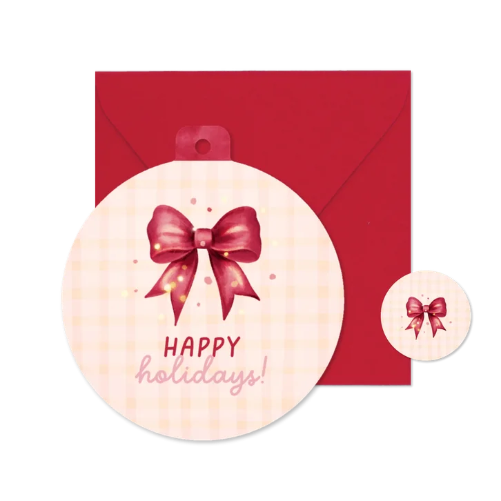 Vrolijk kerstkaartje met strik in kerstbalvorm