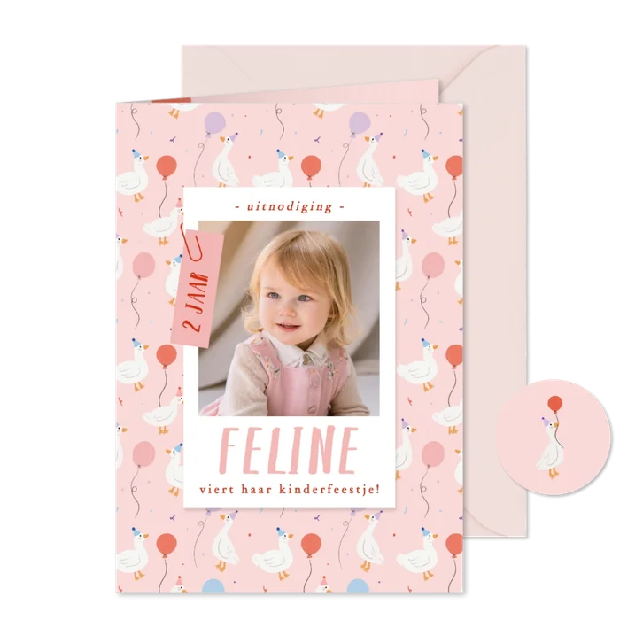 Vrolijk roze kinderfeestje uitnodiging met foto en eendjes