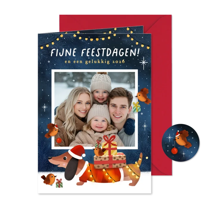 Vrolijke kerstkaart met teckel en roodborstjes en foto