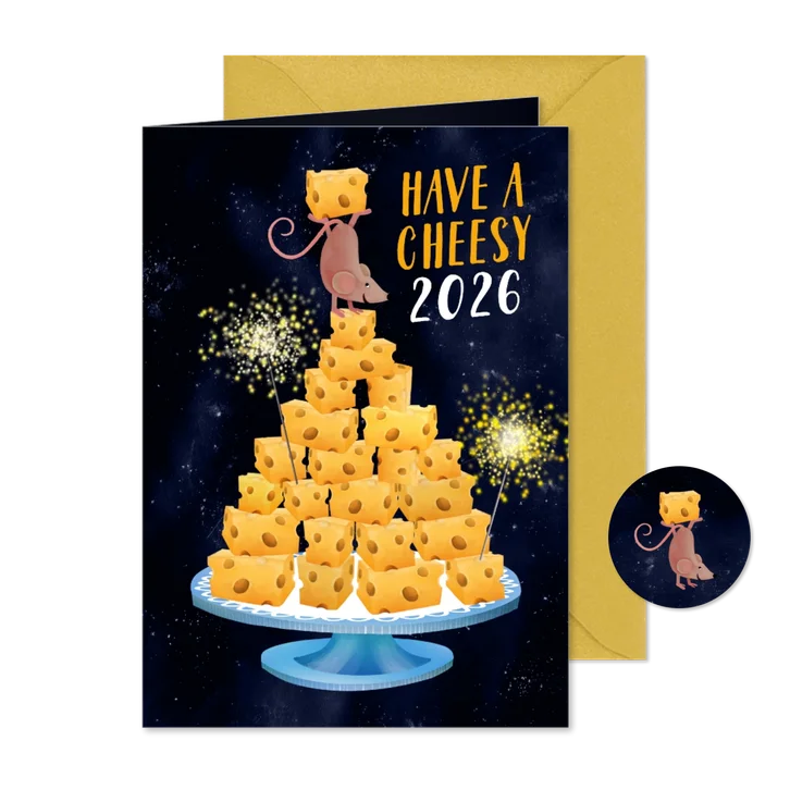 Vrolijke nieuwjaarskaart met kaasblokjes en een muis