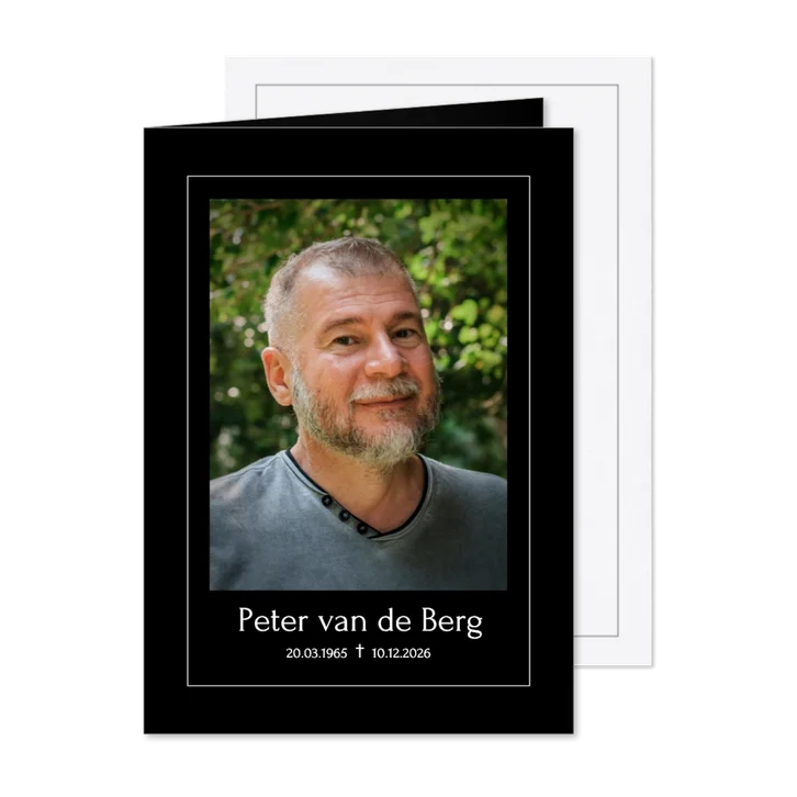 Zwarte rouwkaart met wit kader en grote foto bedankt