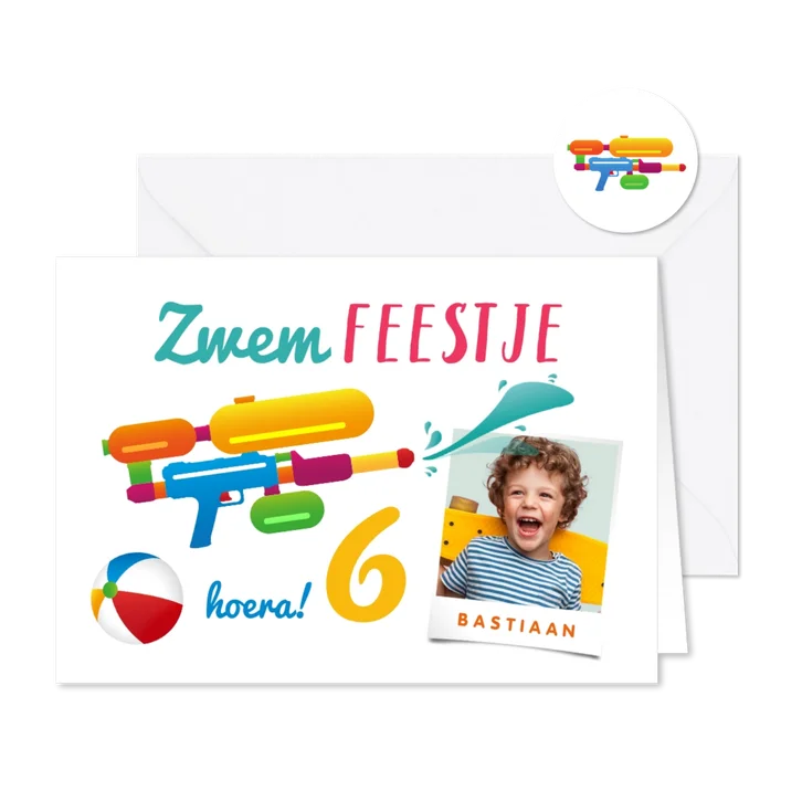 Zwemfeestje uitnodiging zomer zwemmen supersoaker foto