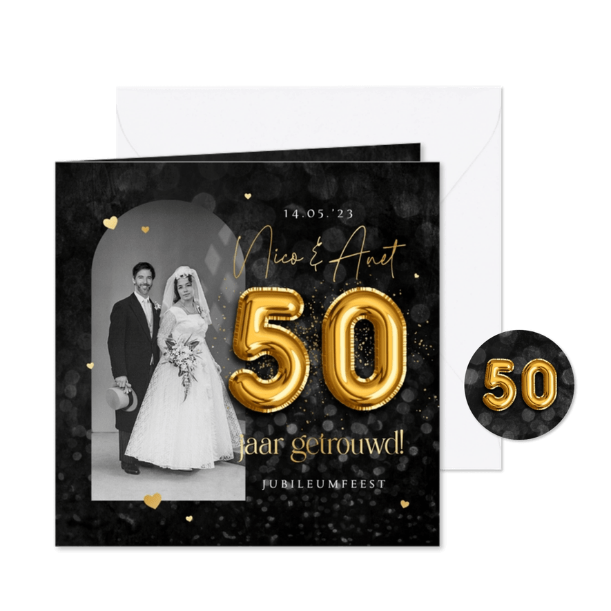 50 jaar getrouwd jubileumfeest goud krijtbord hartjes foto - Kaartimpressie
