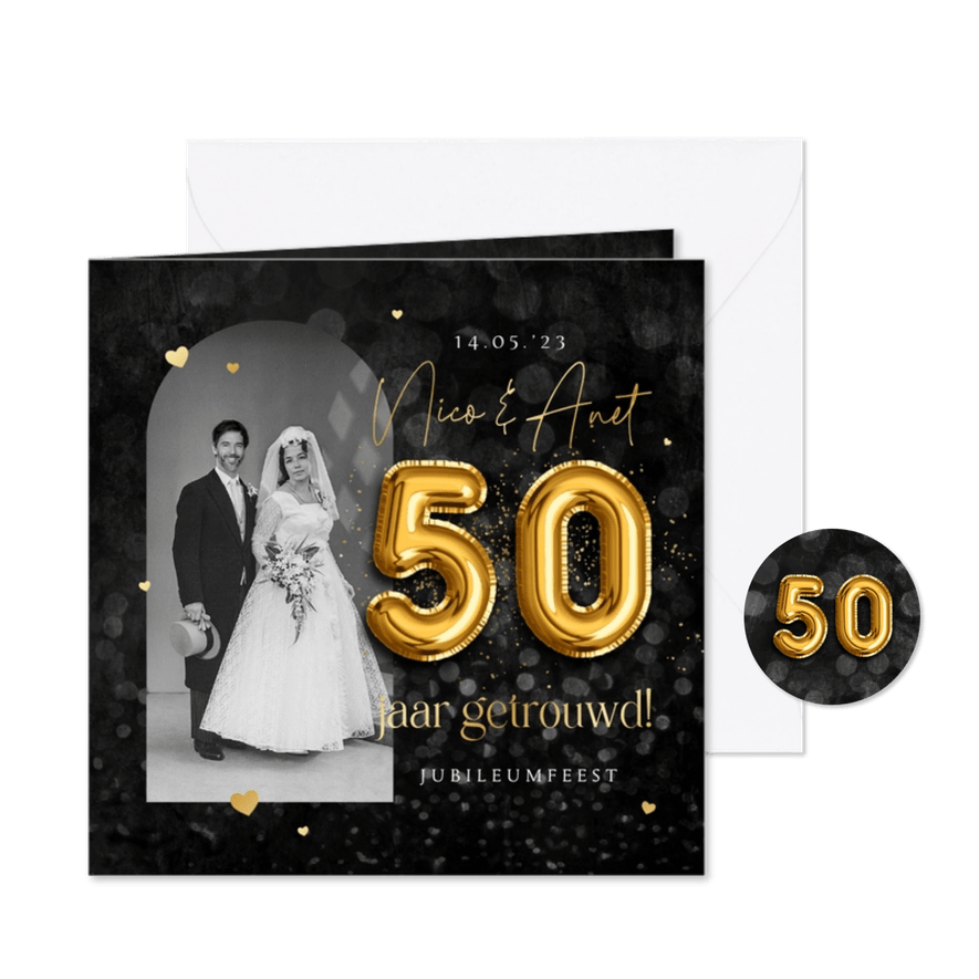 50 jaar getrouwd jubileumfeest goud krijtbord hartjes foto - Kaartimpressie