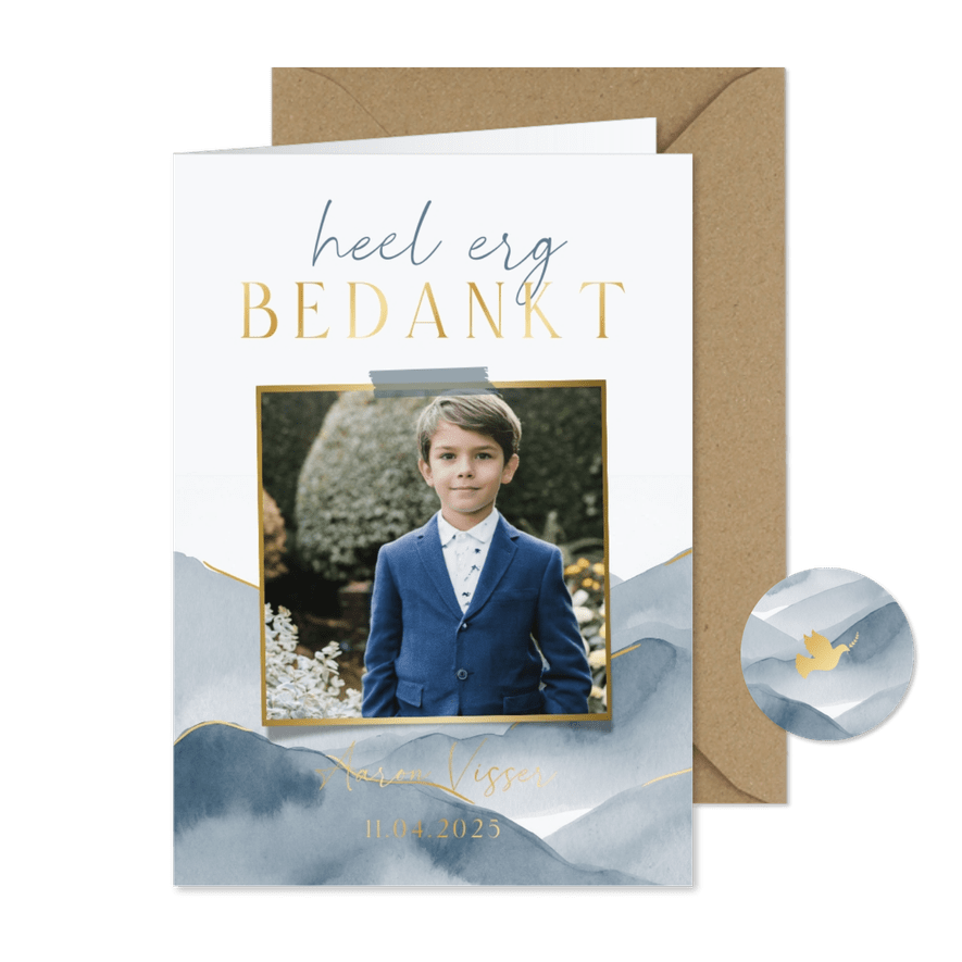 Bedankkaartje communie landschap blauw met goud duifje - Kaartimpressie