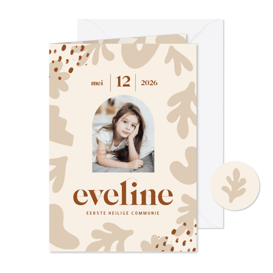 Beige communiekaart met abstracte vormen en foto - Kaartimpressie