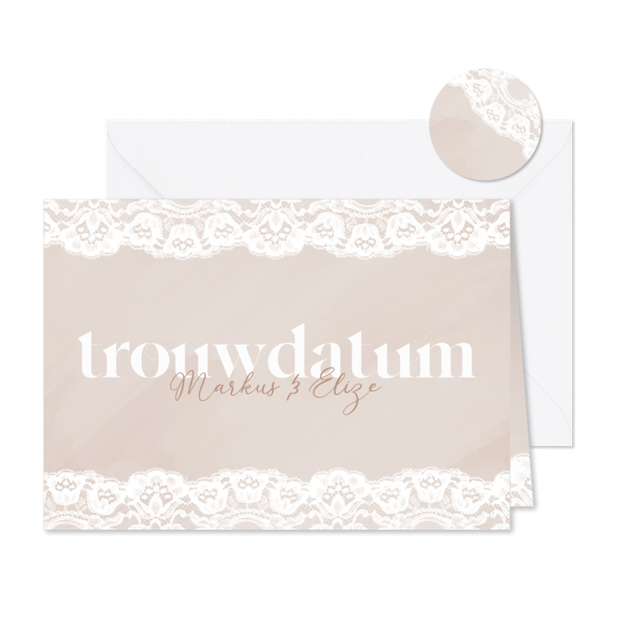 Beige waterverf trouwdatumkaart met kant en witte typografie - Kaartimpressie