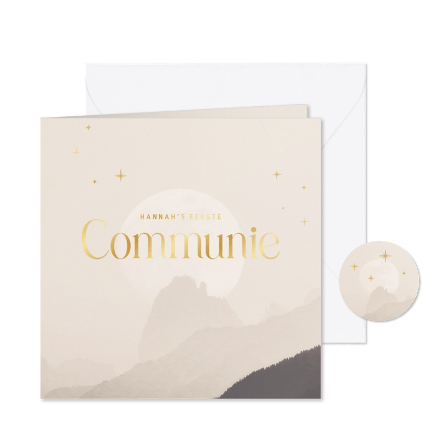 Bijzondere beige communie uitnodiging met maan en landschap - Kaartimpressie