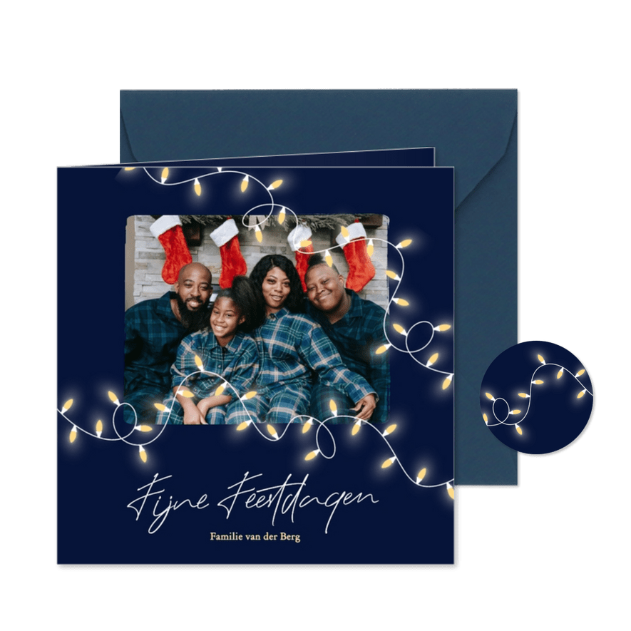 Blauw kerstkaartje met foto en kerstlampjes vierkant - Kaartimpressie