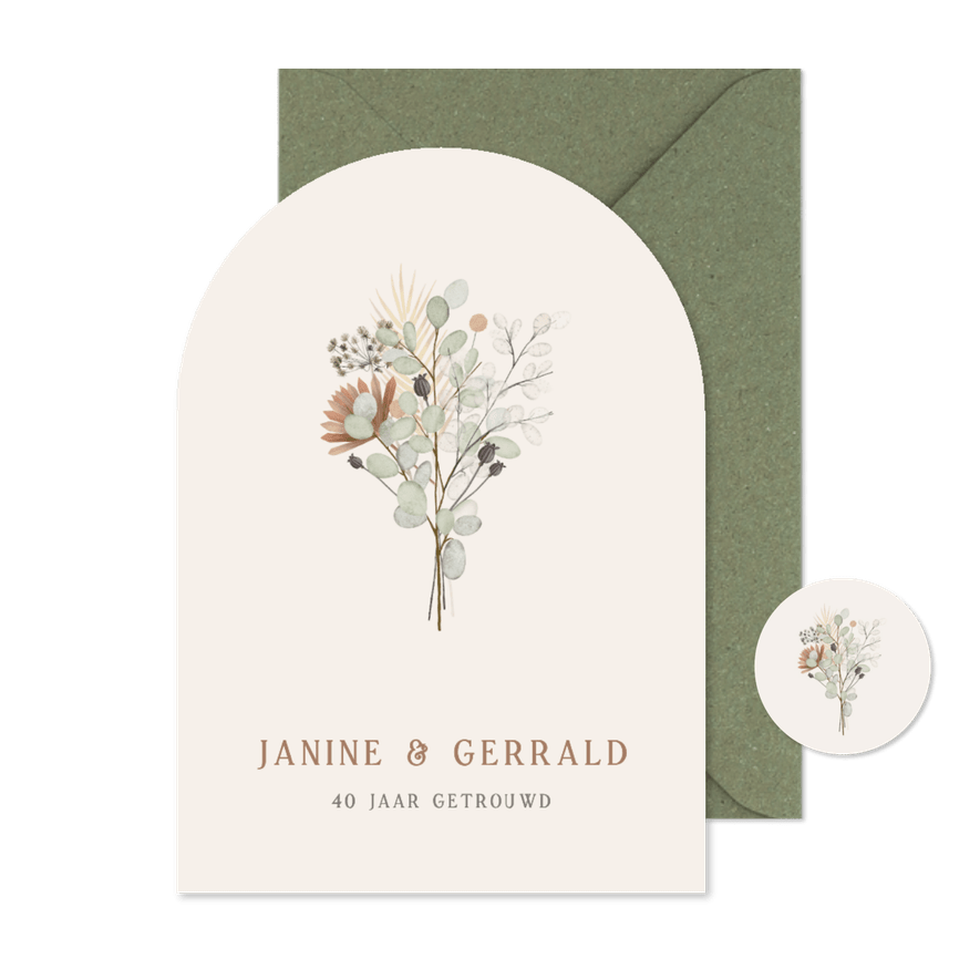 Boogvormige uitnodiging huwelijksjubileum met droogbloemen - Kaartimpressie