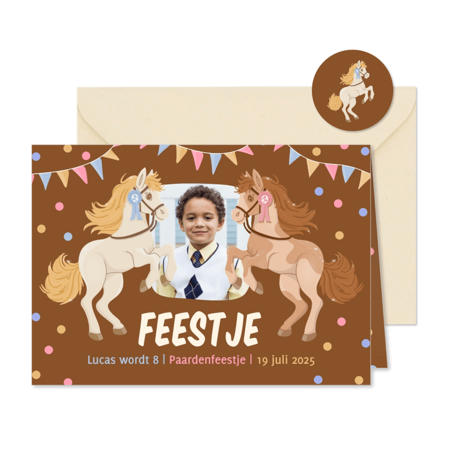 Bruine uitnodiging kinderfeestje met paarden en confetti - Kaartimpressie