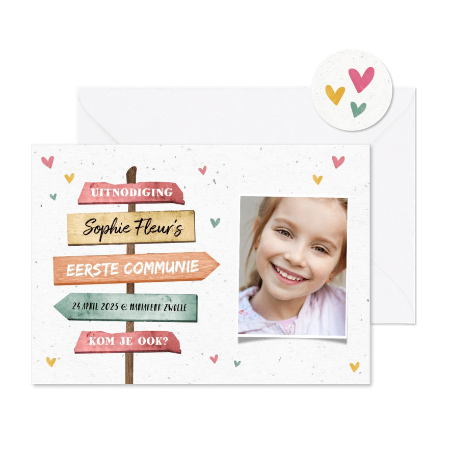 Communie uitnodiging meisje hip met wegwijzers en foto - Kaartimpressie