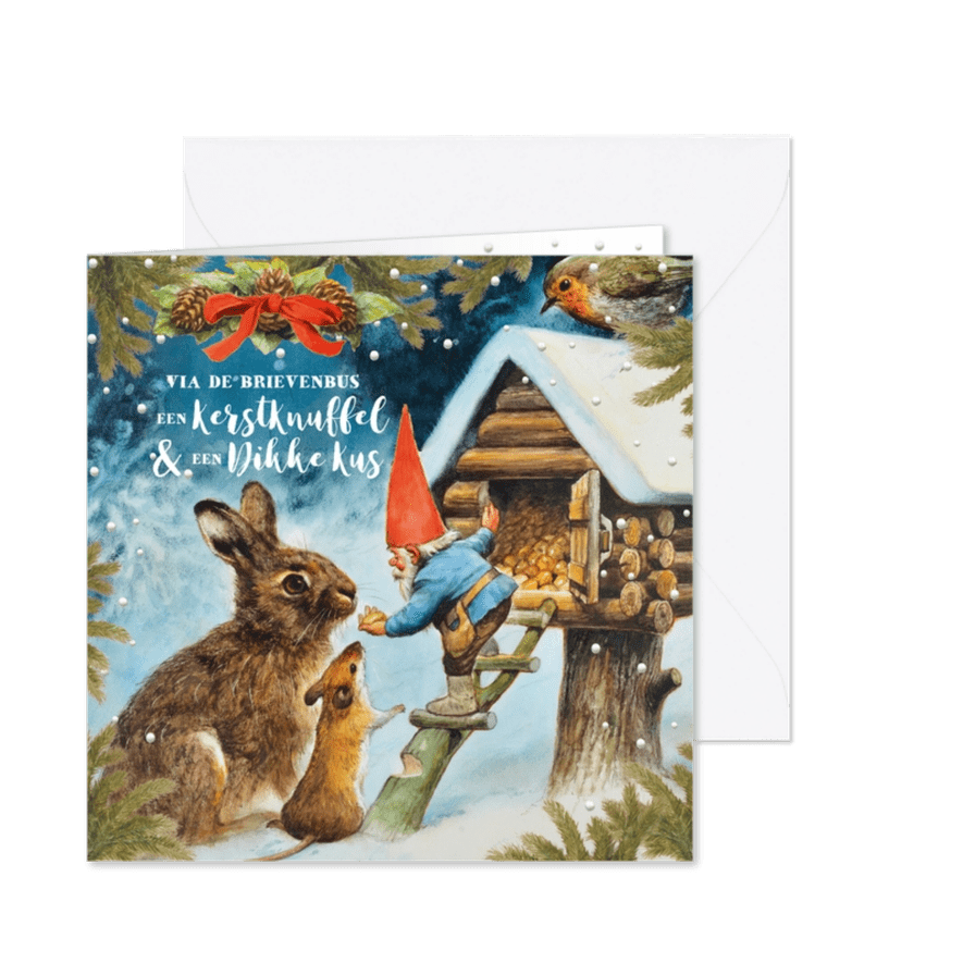 Een kerstknuffel en een dikke kus van de kabouter - Kaartimpressie