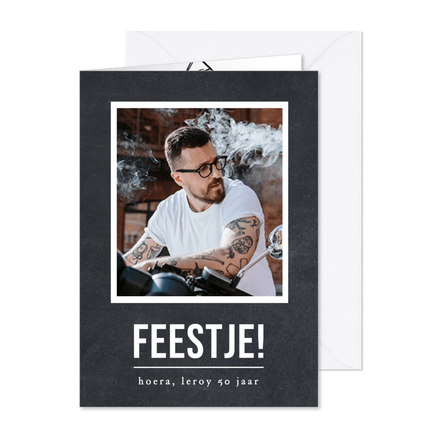 Eenvoudige uitnodiging voor een feestje van een man met foto - Kaartimpressie