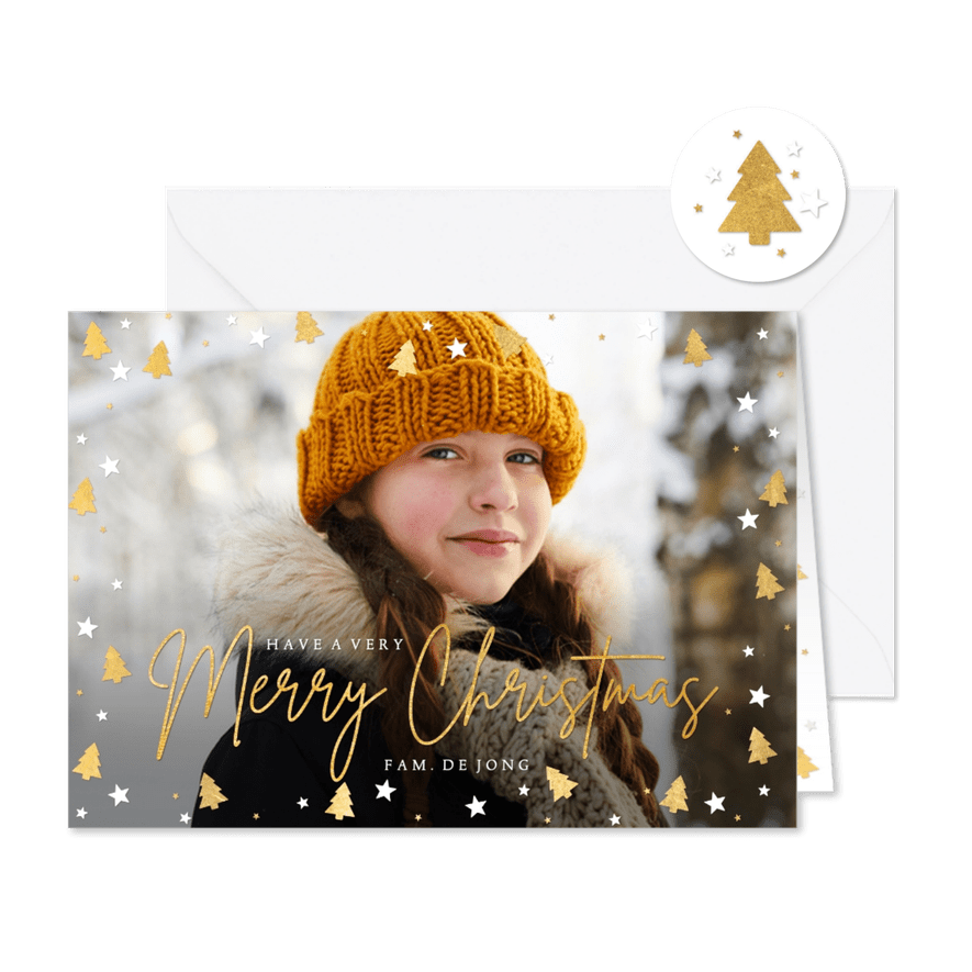 Feestelijke kerstkaart met eigen foto en kerstboompjes kader - Kaartimpressie