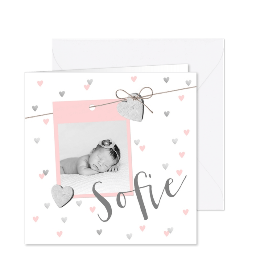 Geboortekaartje foto hartjes touwtje roze - Kaartimpressie