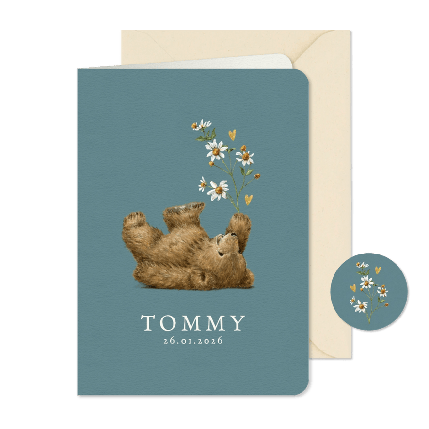 Geboortekaartje jongen met beertje en bloem met hartjes - Kaartimpressie