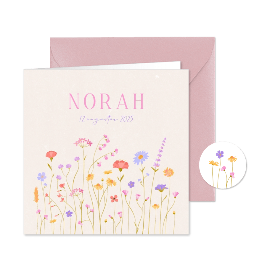 Geboortekaartje meisje sierlijk geïllustreerde wilde bloemen - Kaartimpressie