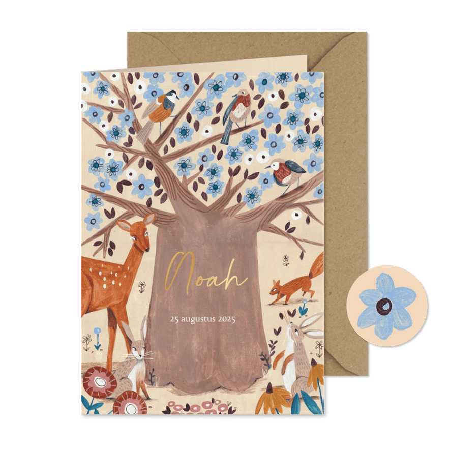 Geboortekaartje met lieve dieren om boom - Kaartimpressie