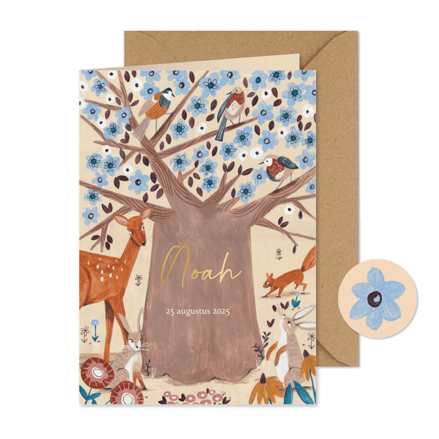 Geboortekaartje met lieve dieren om boom - Kaartimpressie