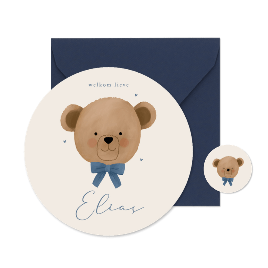 Geboortekaartje rond teddybeer met blauwe strik - Kaartimpressie