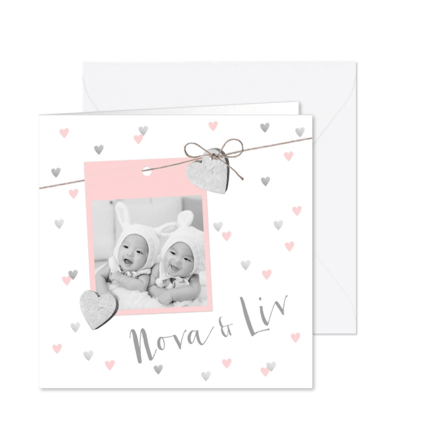 Geboortekaartje tweeling hartjes en foto roze - Kaartimpressie
