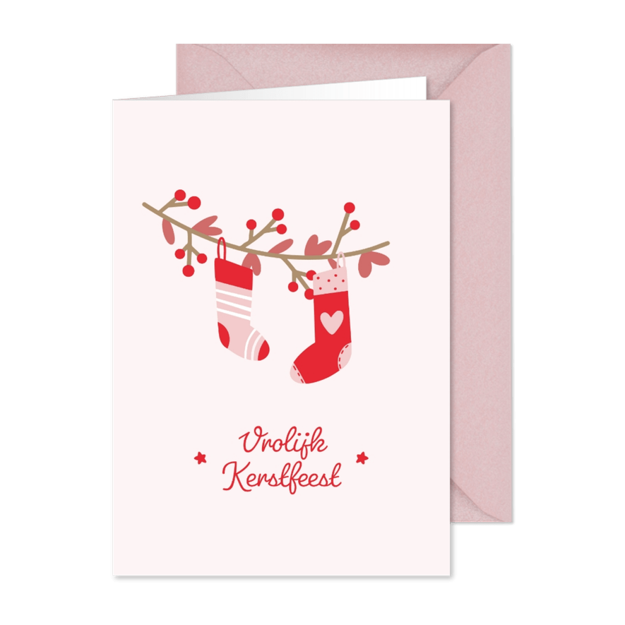 Geïllustreerde kerstkaart met kerstsokken hangend aan tak - Kaartimpressie