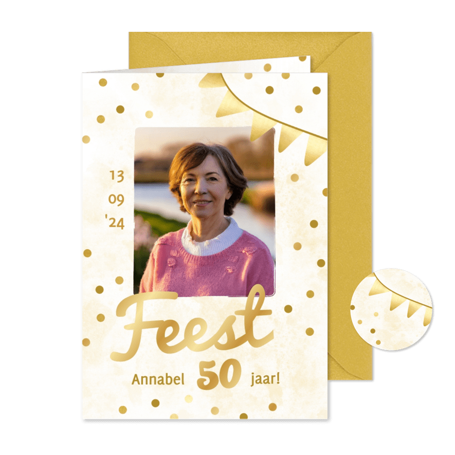 Gouden uitnodigingen feestje met confetti en vlaggetjes - Kaartimpressie