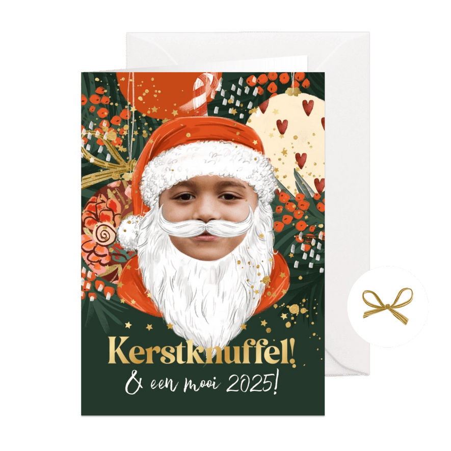 Grappige fotokaart kerstknuffel kerstman kerstbal goud - Kaartimpressie