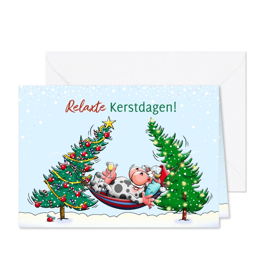 Grappige leuke kerstkaart met koe en kerstbomen - Kaartimpressie