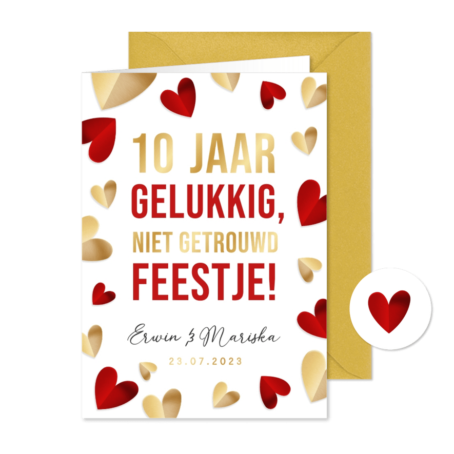 Grappige uitnodiging liefdesfeest 10 jaar samen met hartjes - Kaartimpressie