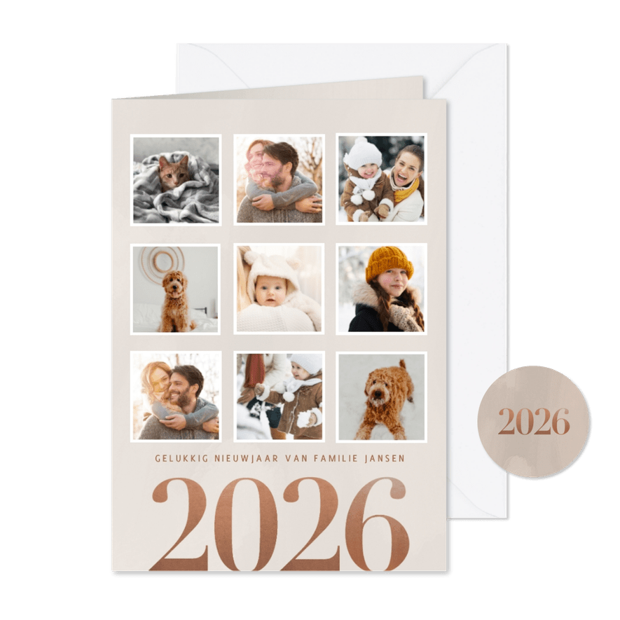 Hippe nieuwjaarskaart fotocollage groot jaartal 2026 beige - Kaartimpressie
