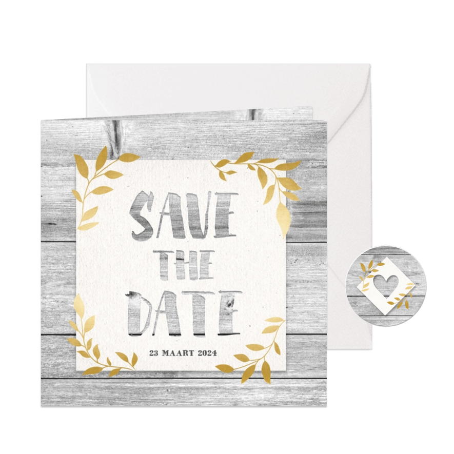 Hippe save the date kaart met hout, papier en gouden takjes - Kaartimpressie