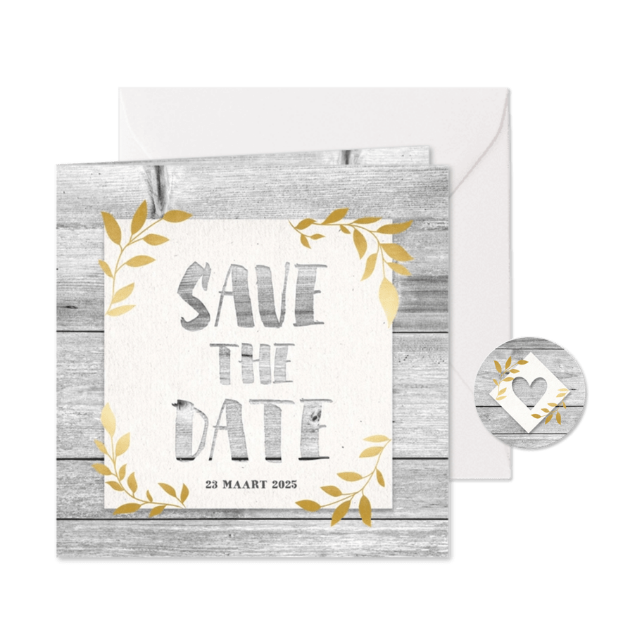 Hippe save the date kaart met hout, papier en gouden takjes - Kaartimpressie