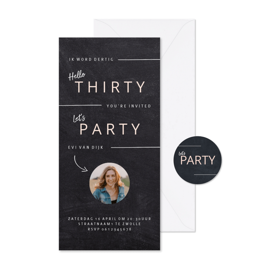 Hippe uitnodiging krijtbord look verjaardagsfeest vrouw - Kaartimpressie