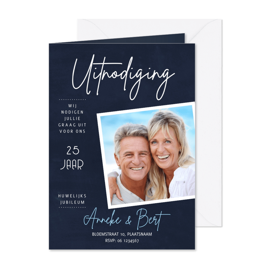 Huwelijksjubileum less is more krijtbord donkergrijs - Kaartimpressie