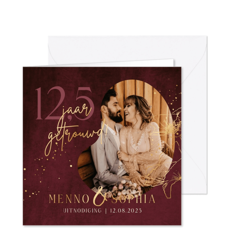 Jubileumkaart 12,5jaar getrouwd velvet rood goudfolie roos - Kaartimpressie