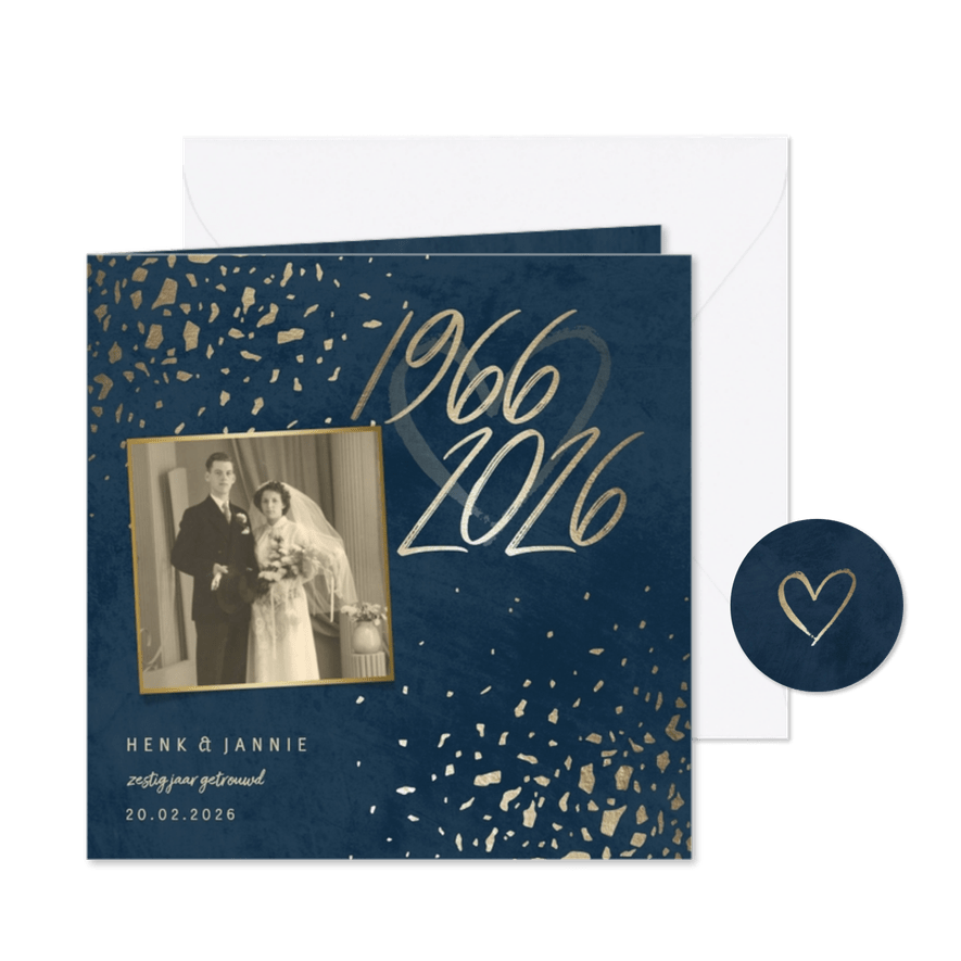 Jubileumkaart 60 foto jaartallen donkerblauw met terrazzo - Kaartimpressie