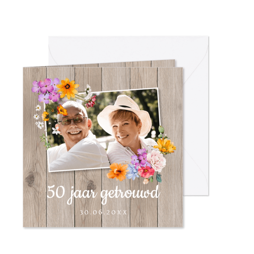 Jubileumkaart huwelijk hout foto bloemen 50 jaar getrouwd - Kaartimpressie