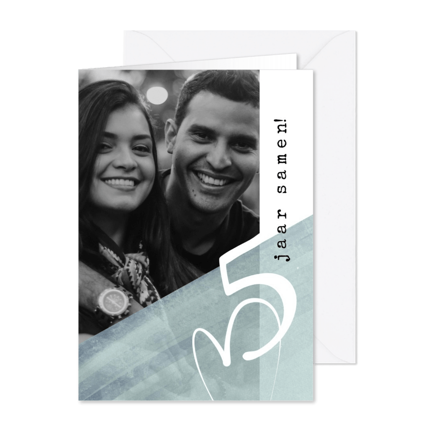 Jubileumkaart modern, 5 jaar samen eenvoudig met hart - Kaartimpressie