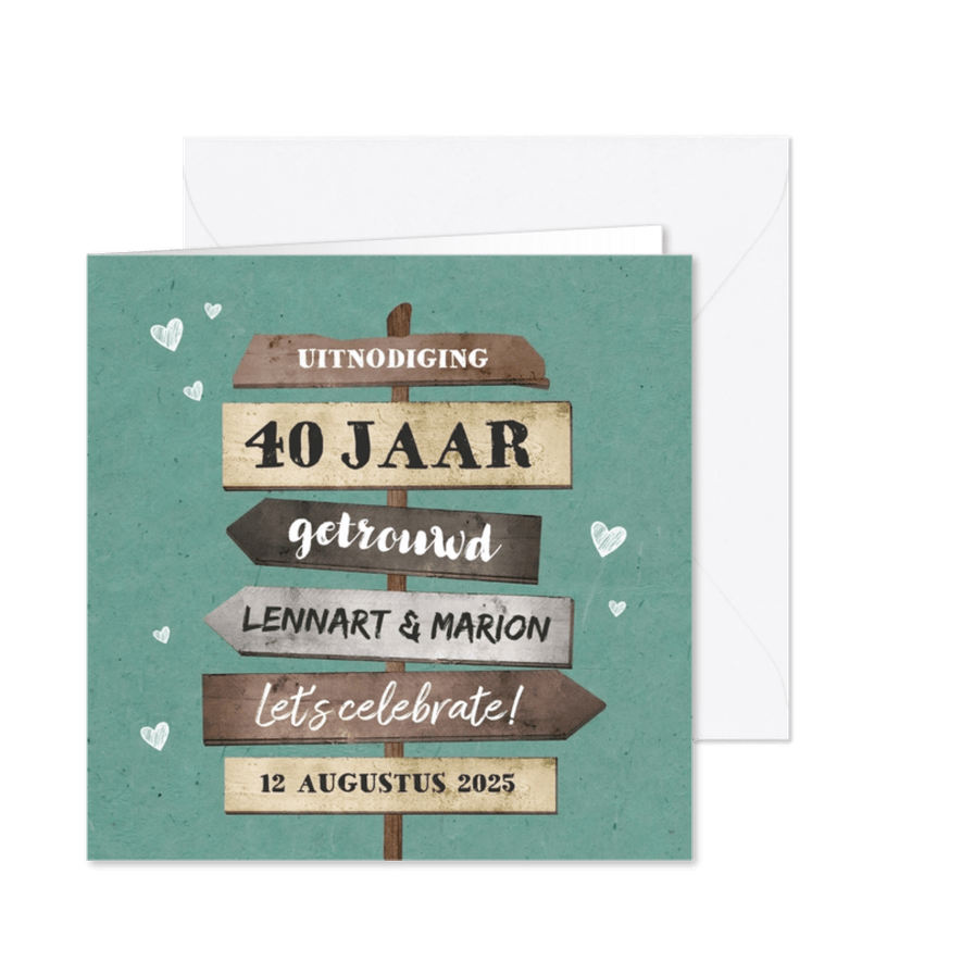 Jubileumkaart uitnodiging houten wegwijzers met hartjes - Kaartimpressie
