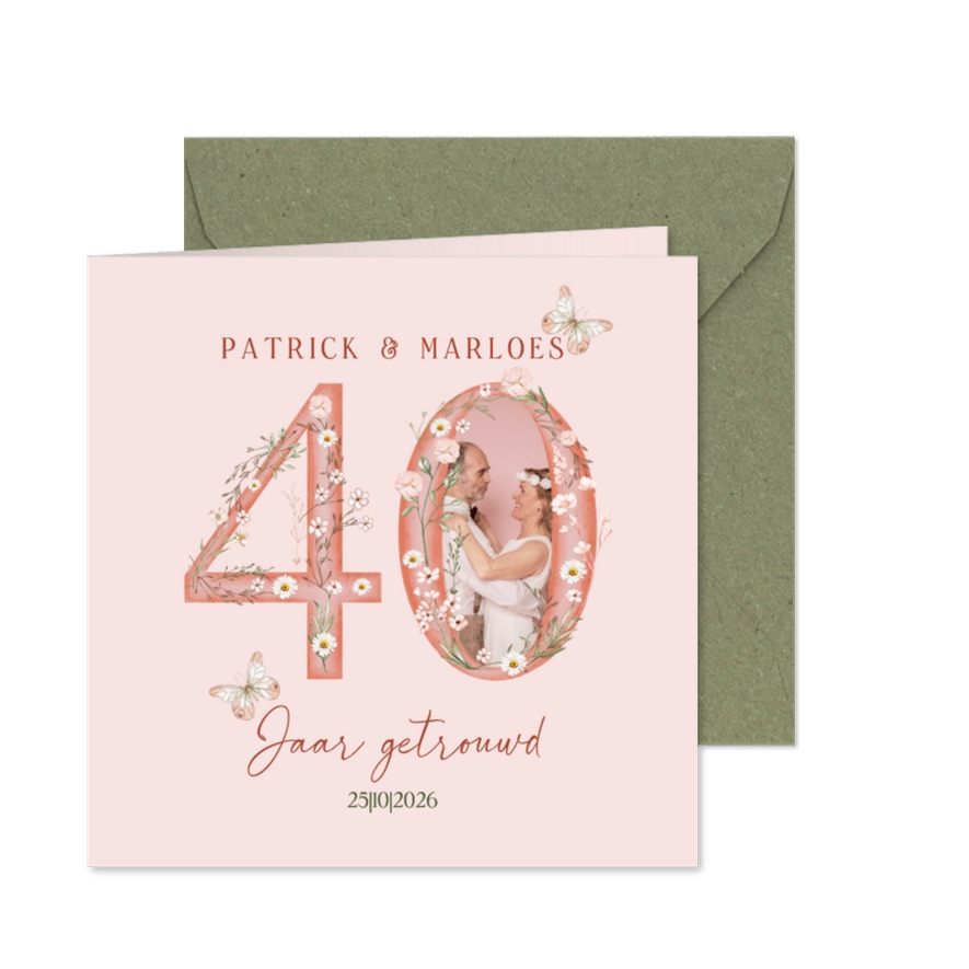 Jubileumkaart veertig jaar met bloemen in pastel - Kaartimpressie