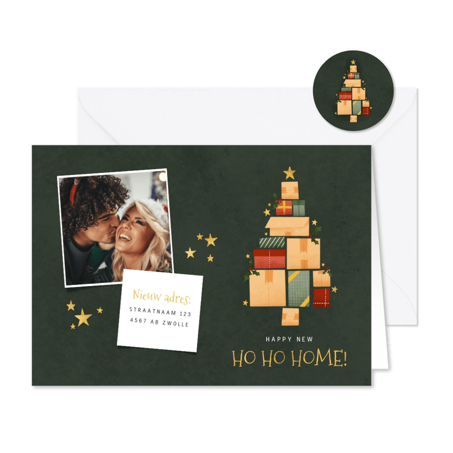 Kerst verhuiskaart kerstboom van dozen, cadeautjes en foto's - Kaartimpressie