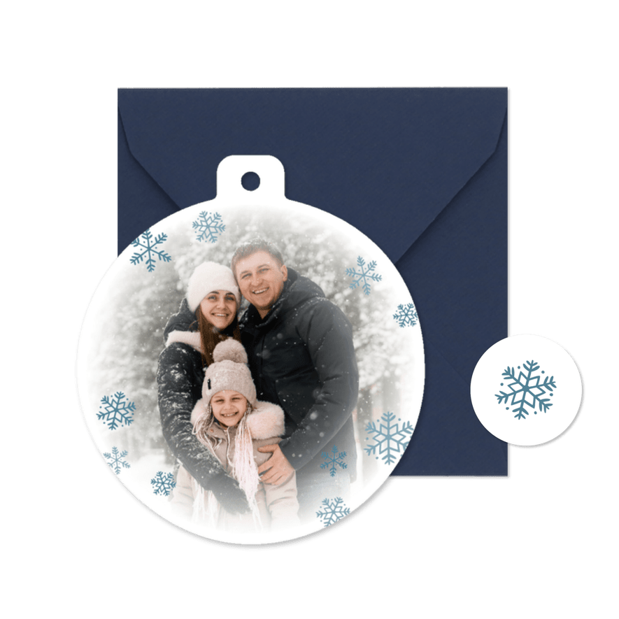 Kerstbal kerstkaarten met grote foto en sneeuwvlokken - Kaartimpressie