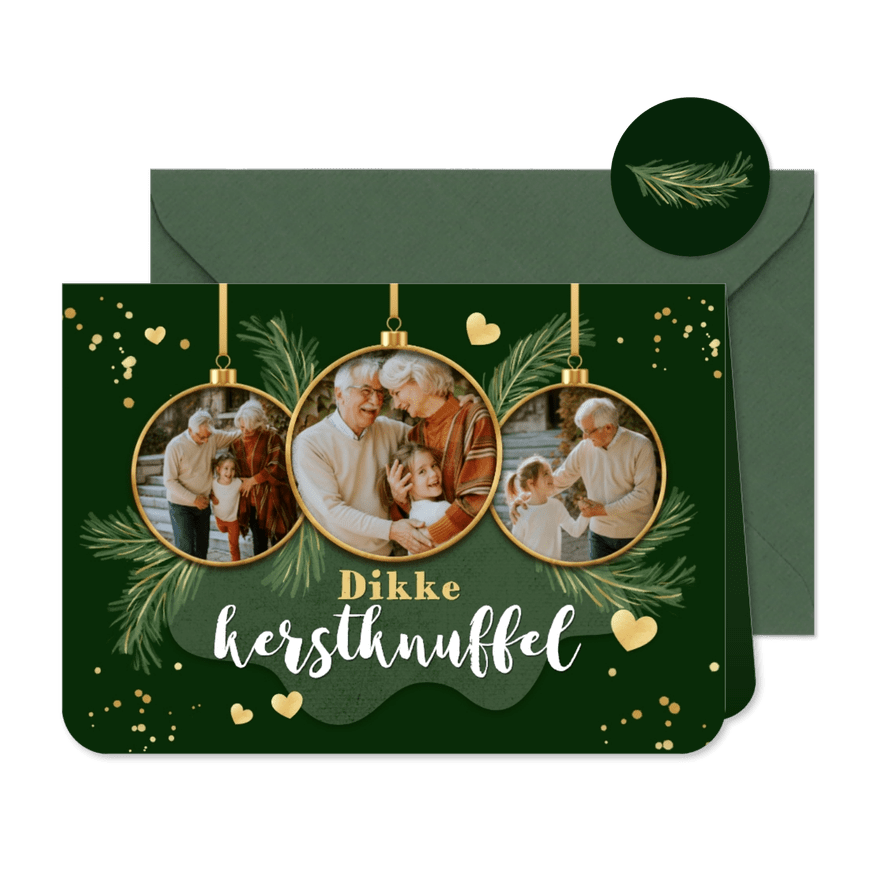 Kerstkaart dikke kerstknuffel fotocollage hartje kerstballen - Kaartimpressie