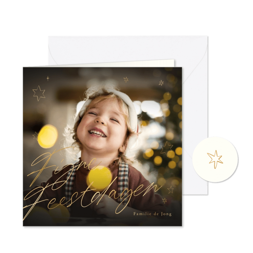 Kerstkaart fijne feestdagen grote foto met gouden sterren - Kaartimpressie