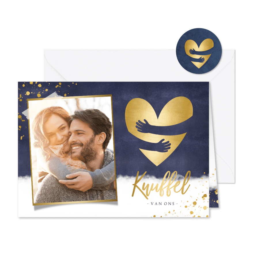 Kerstkaart gouden hart met papieren knuffel en eigen foto - Kaartimpressie